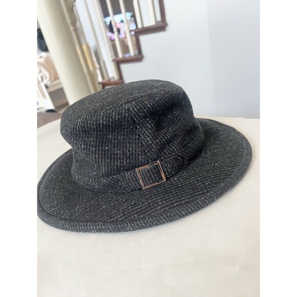 The Tilley Winter Hat Endurables Black Wool Blend Mens Size 7 1/4 $125 - Picture 1 of 16